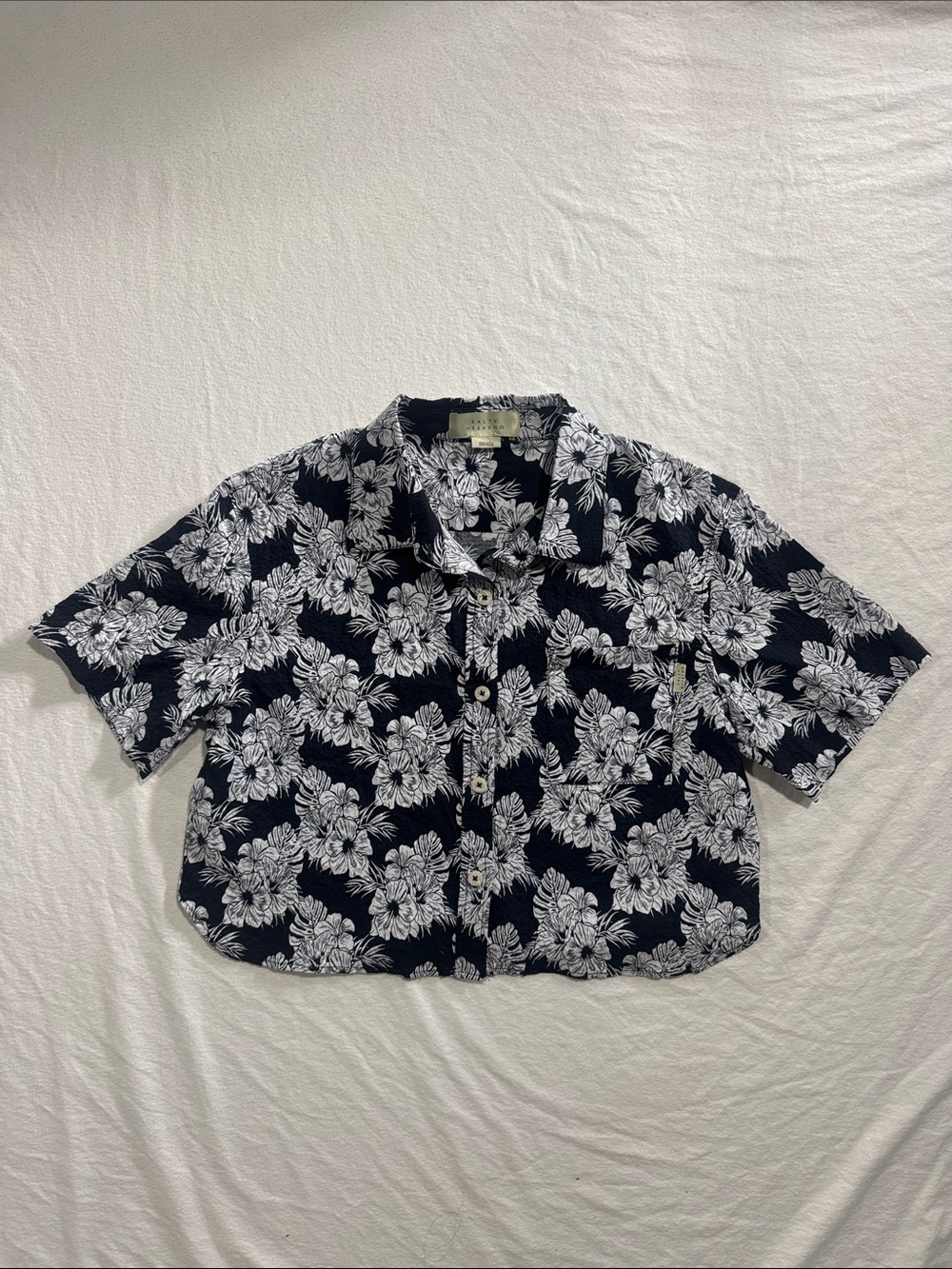 Salty Weekend Black White Floral Tropical Crop Button Up Shirt - Size S